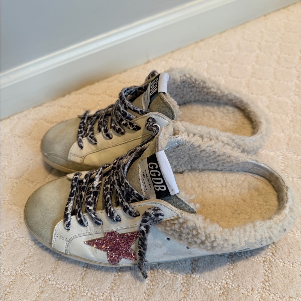 Golden Goose Athletic Shoes with Pink Star and Cream Lining - Picture 9 of 9